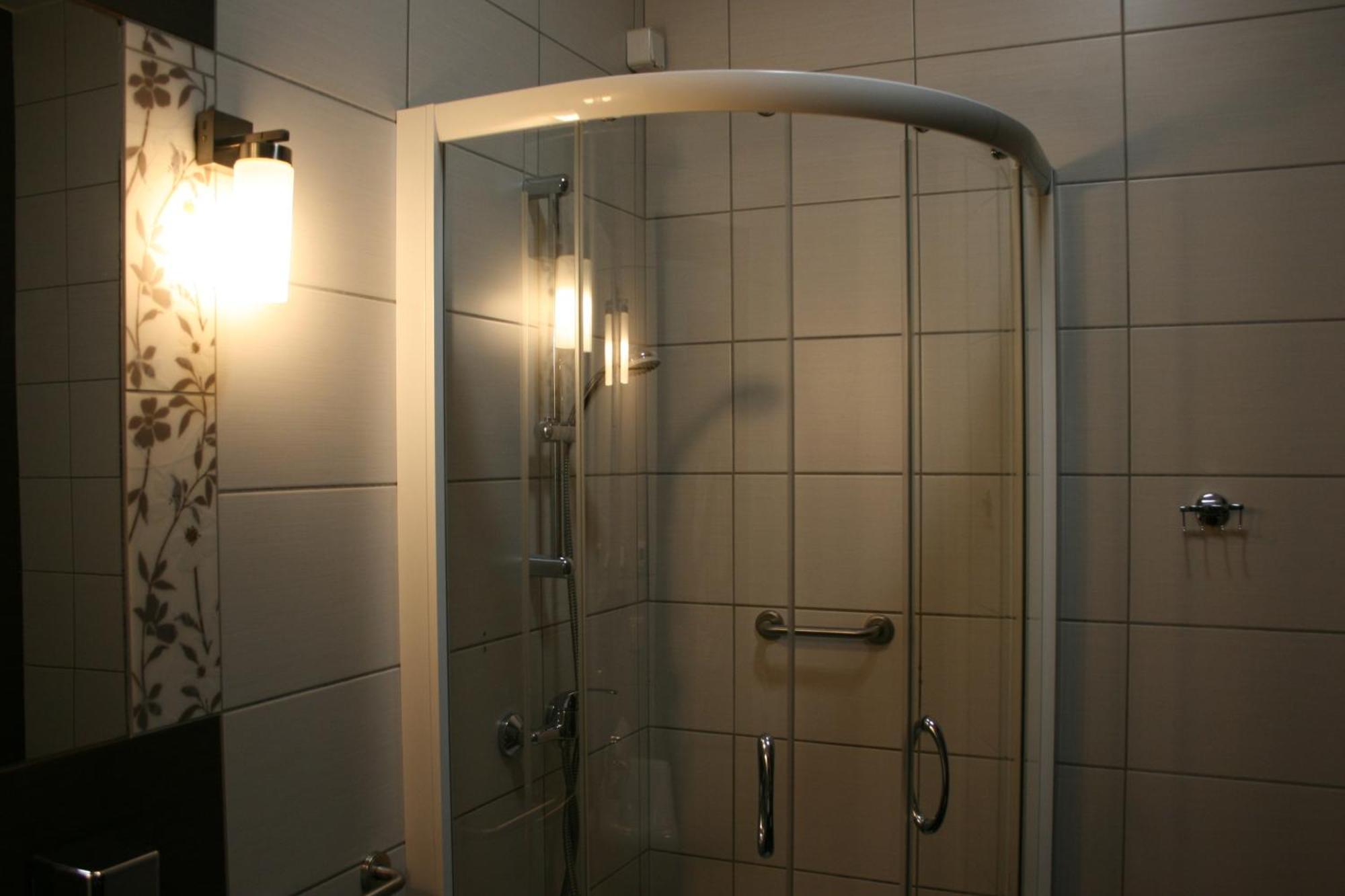 Hotel Junior 2 Krakow Luaran gambar
