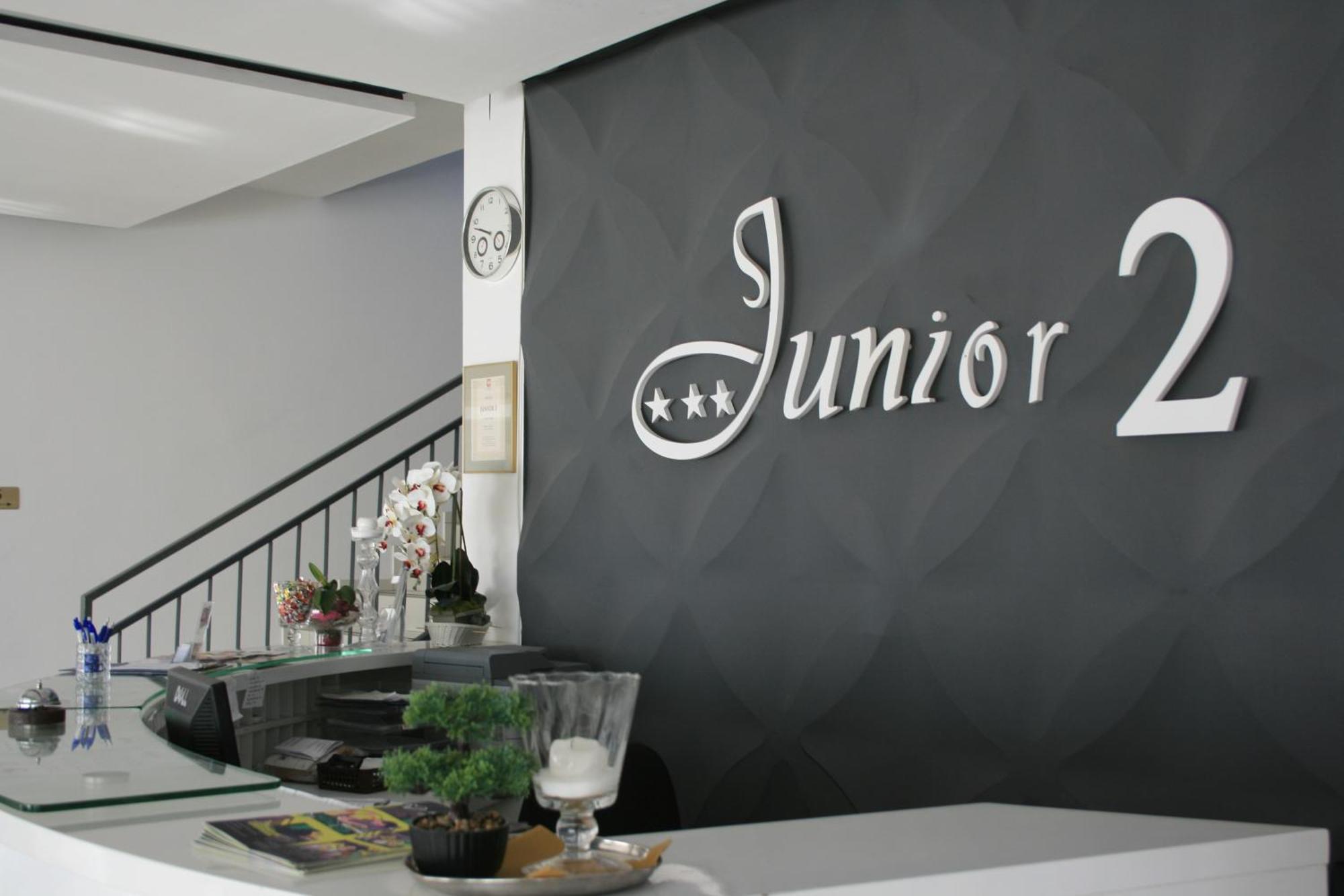 Hotel Junior 2 Krakow Luaran gambar