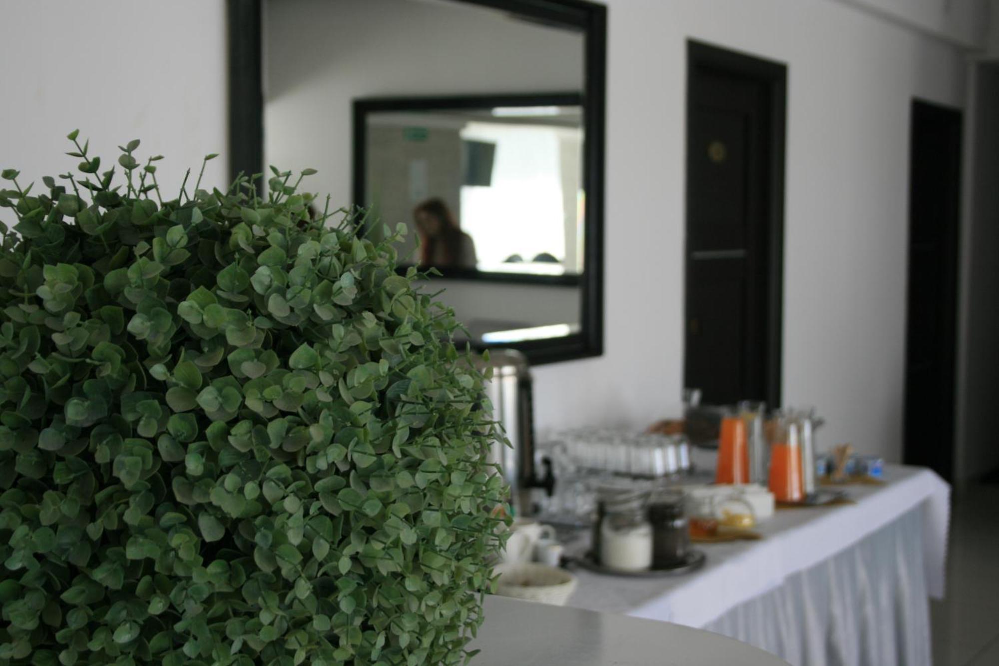 Hotel Junior 2 Krakow Luaran gambar