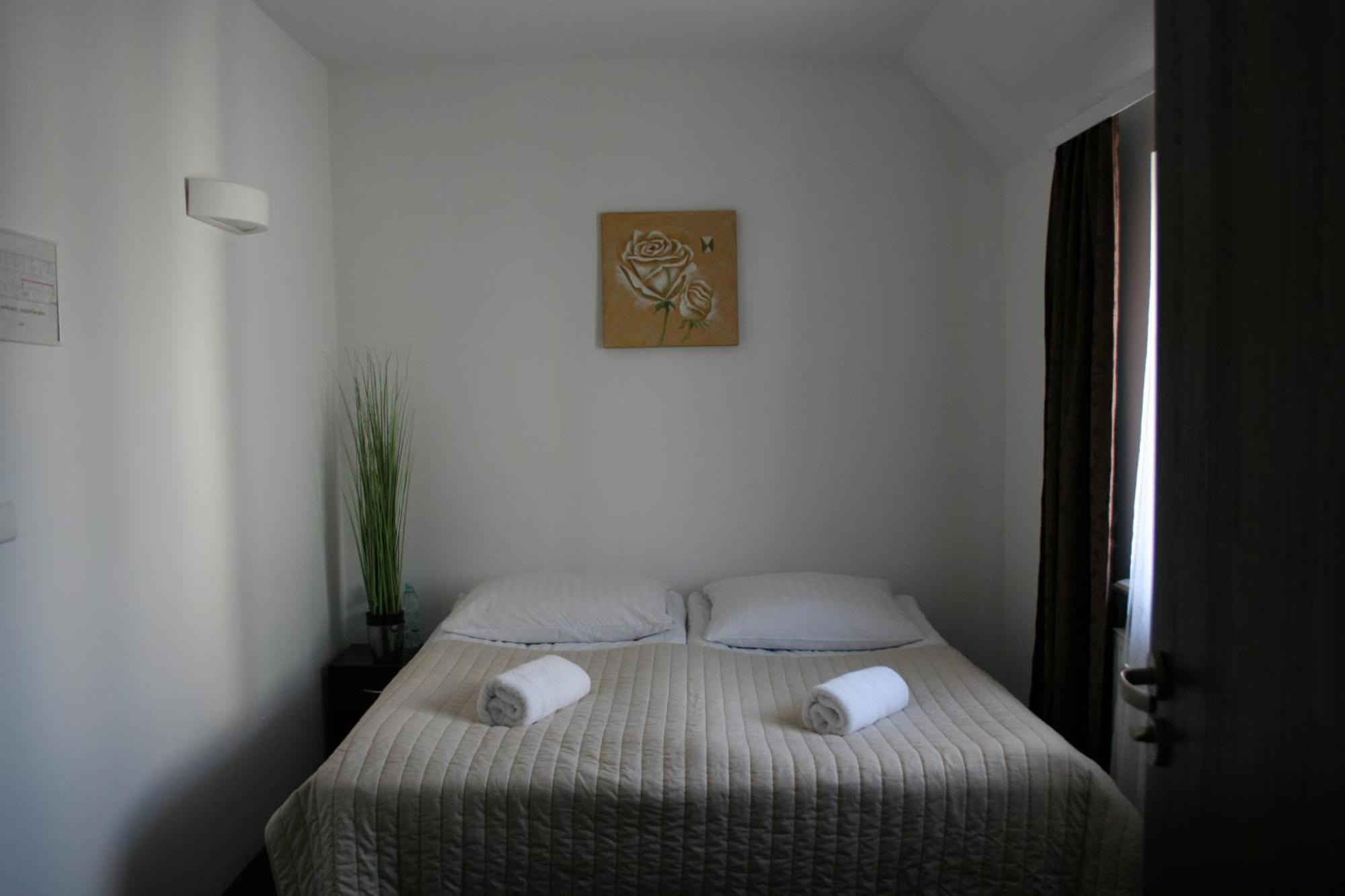 Hotel Junior 2 Krakow Luaran gambar