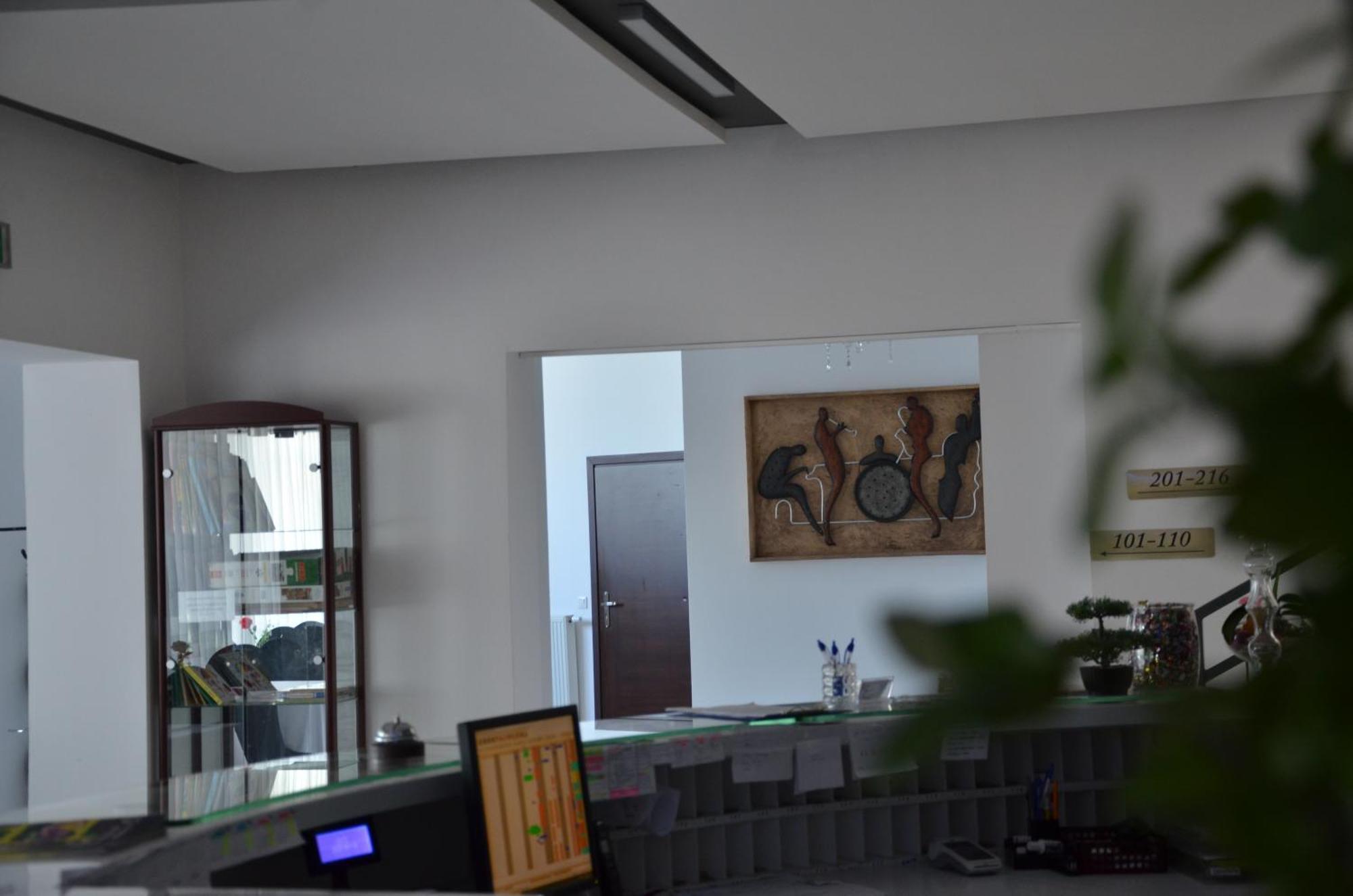 Hotel Junior 2 Krakow Luaran gambar